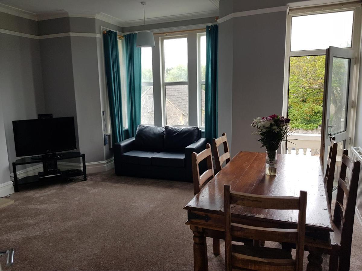 Appartement Large First Floor Balcony Flat Next To Beach à Weston-super-Mare Extérieur photo