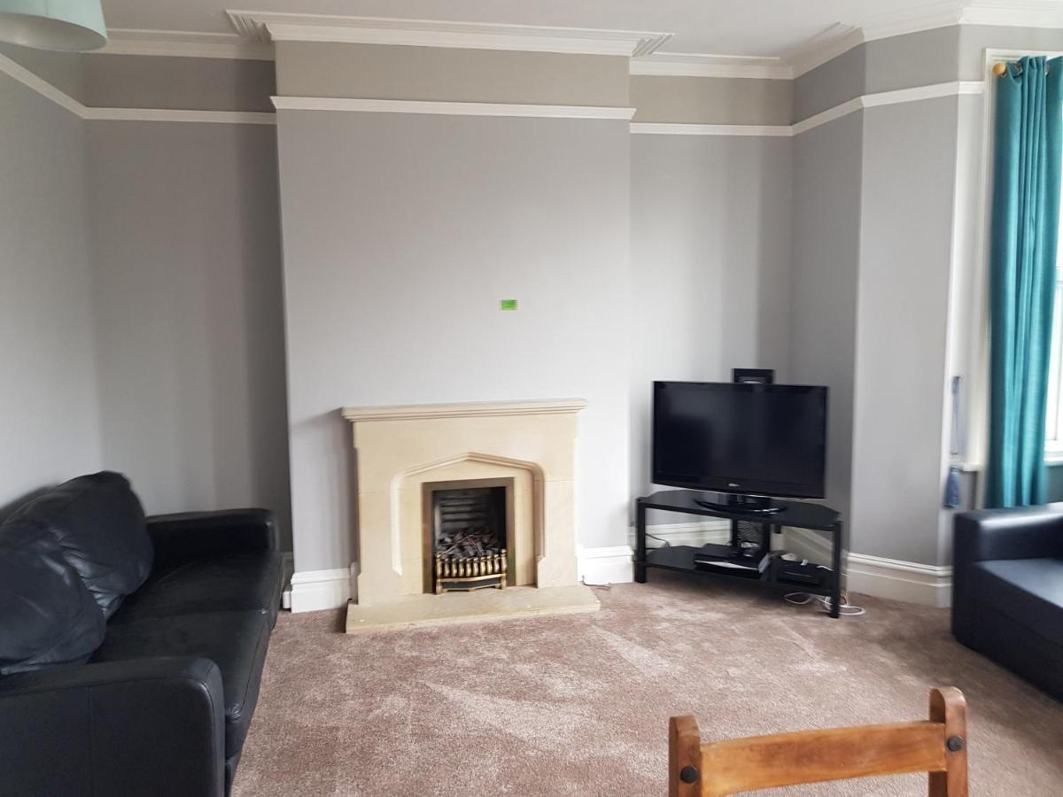 Appartement Large First Floor Balcony Flat Next To Beach à Weston-super-Mare Extérieur photo